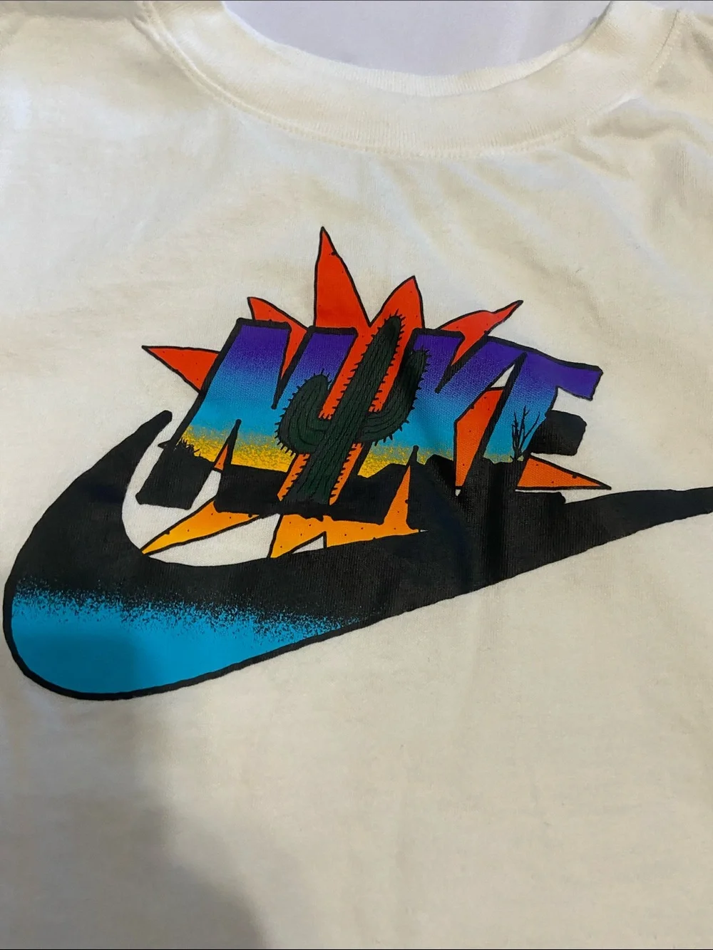 Nike Youth Kid's Logo White Short Sleeve T-shirt Size XL